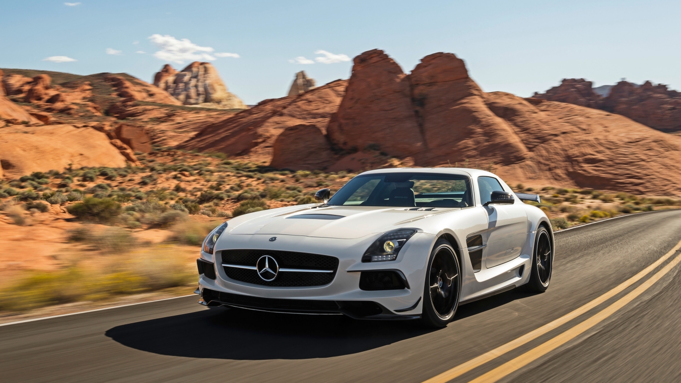 Vit Mercedes SLS