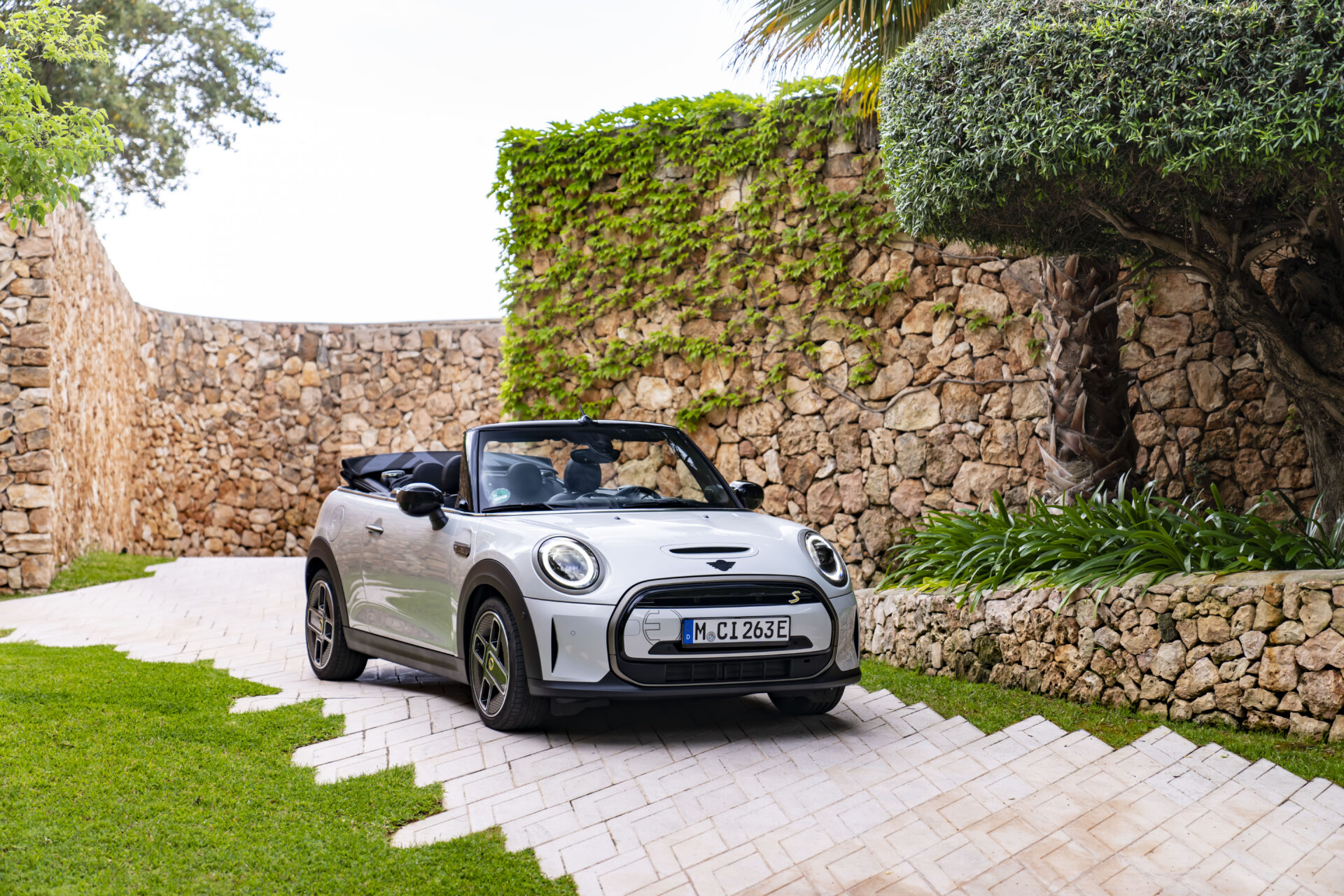 Vit mini vooper cabriolet